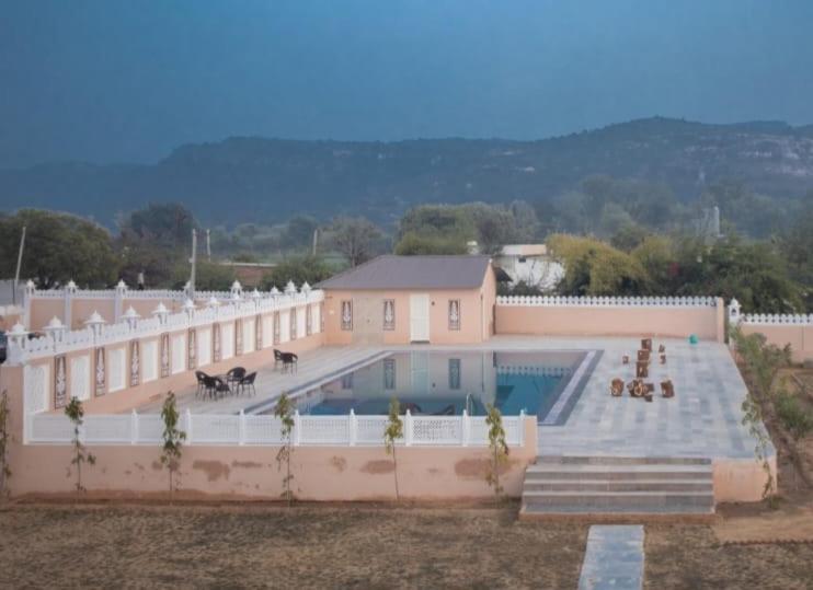 Ranthambhore Pride Hotel Sawai Madhopur Exterior photo